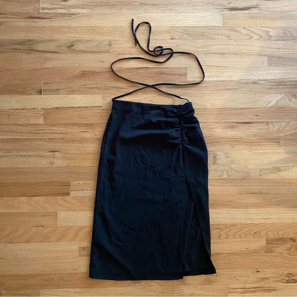 Abercrombie Cinched Tie Waist Midi Skirt - Picture 3 of 4
